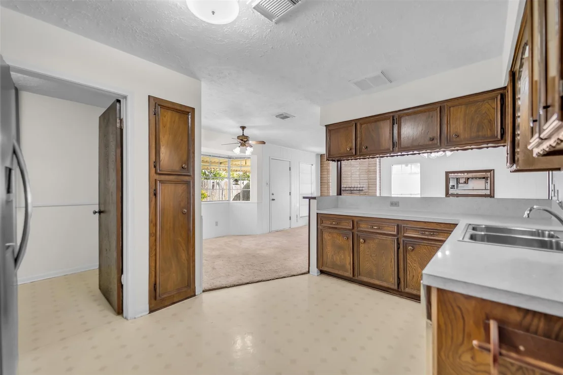 Photo of 9106 Willow Meadow Drive