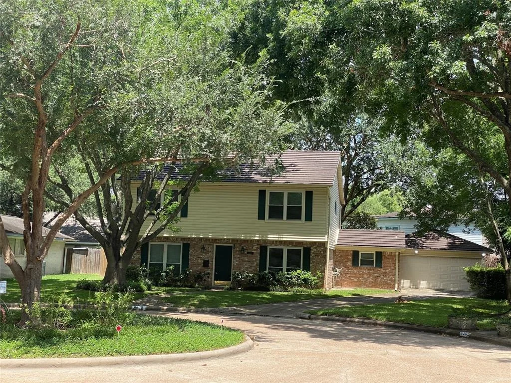 Photo of 8206 Braes Meadow Drive