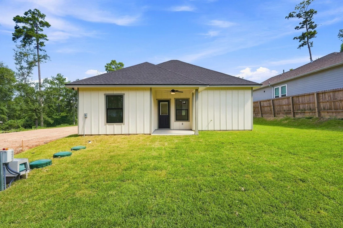 Photo of 3020 Apache Street