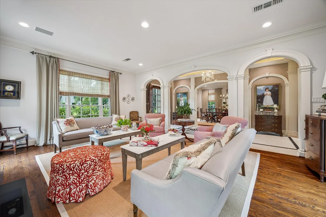 Photo of 2445 Stanmore Drive