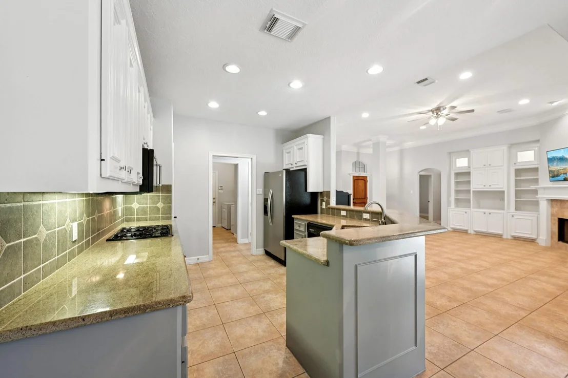 Photo of 7187 Edgewater Drive