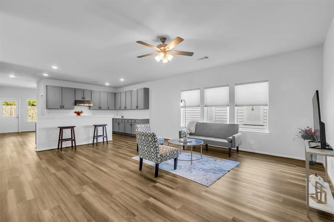 Photo of 1107 Grand Junction Drive
