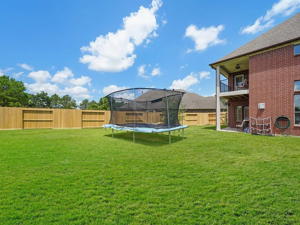 Photo of 25959 Ravenside Drive