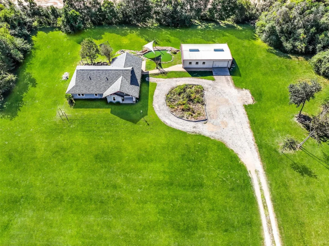 Photo of 3200 Fairway Drive