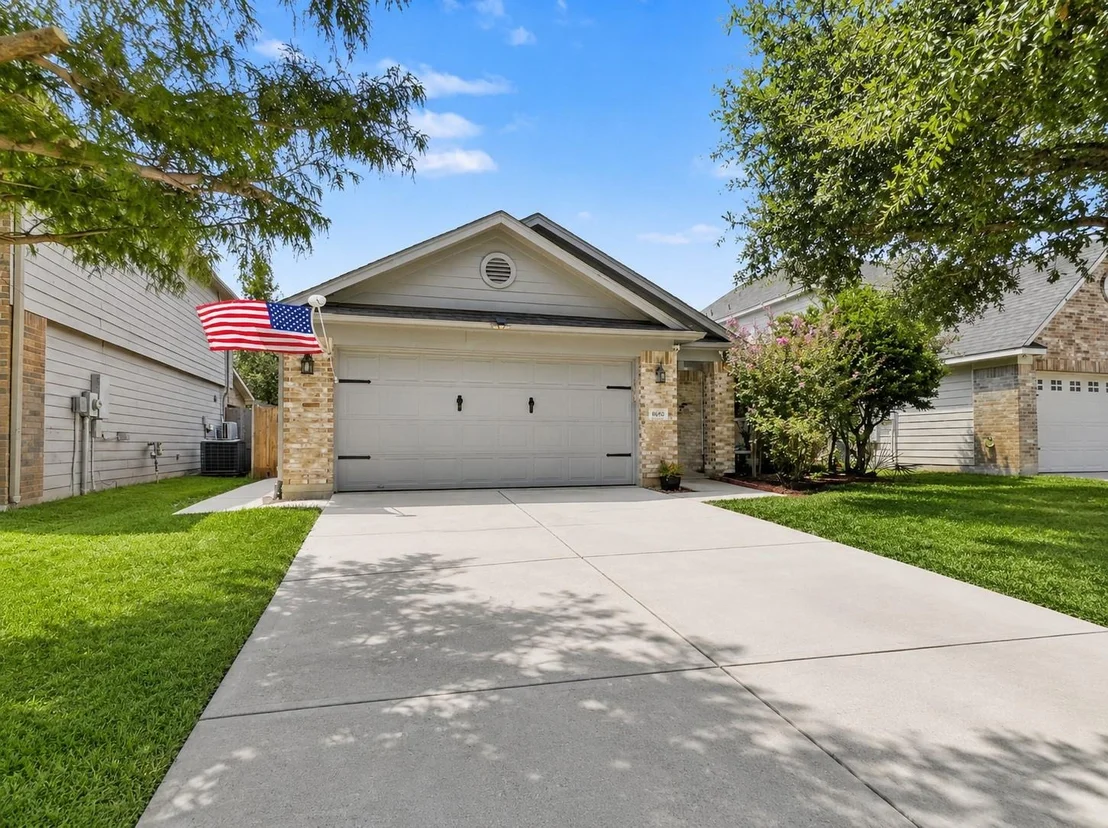 Photo of 9890 Wing Street