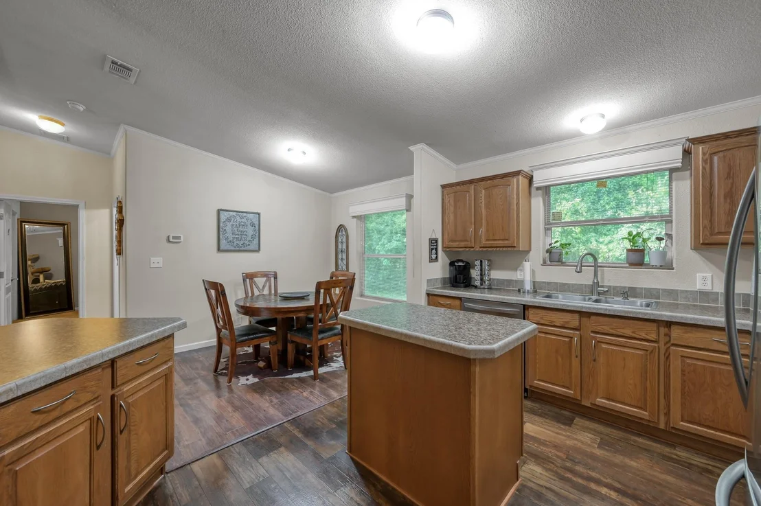 Photo of 17055 Rogers Road