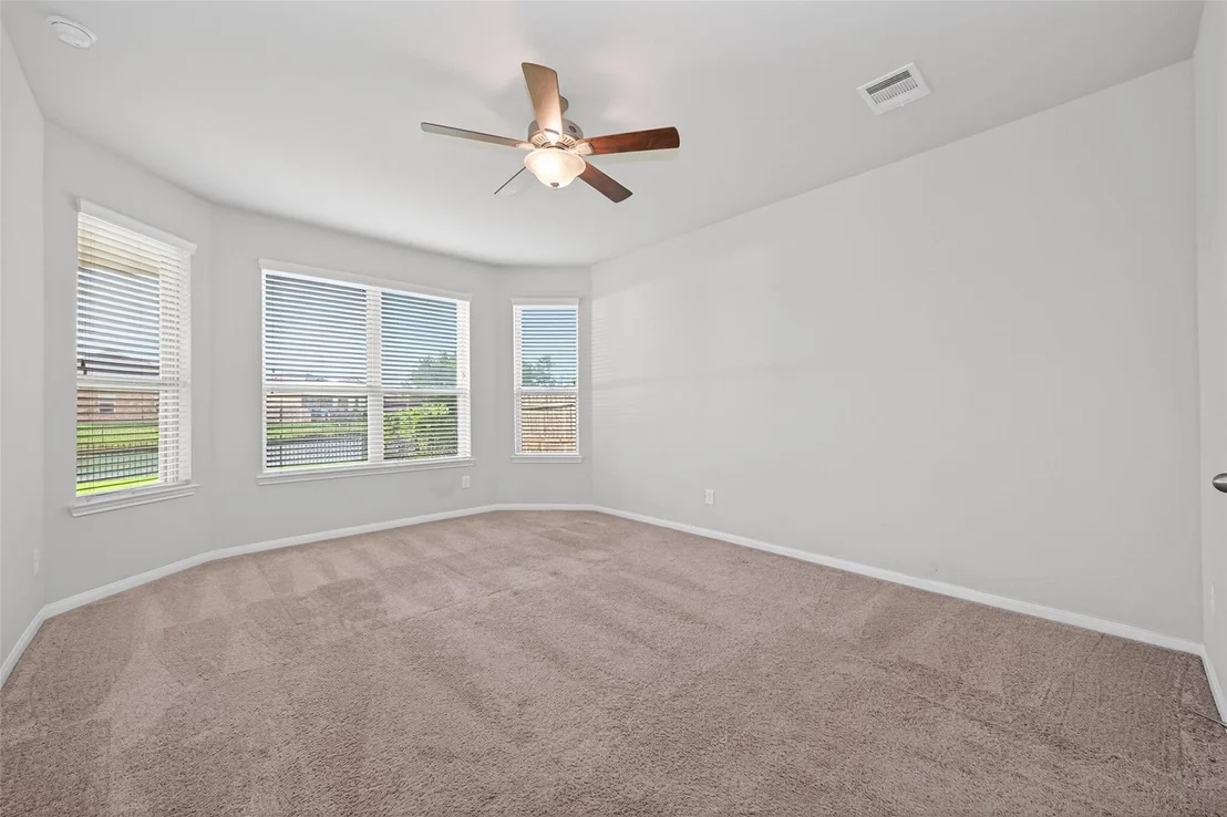 Photo of 3795 Lake Bend Shore Drive