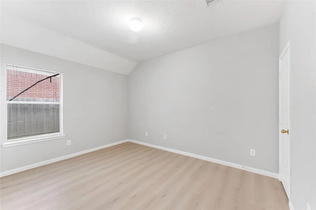 Photo of 13733 Stark Bridge Lane