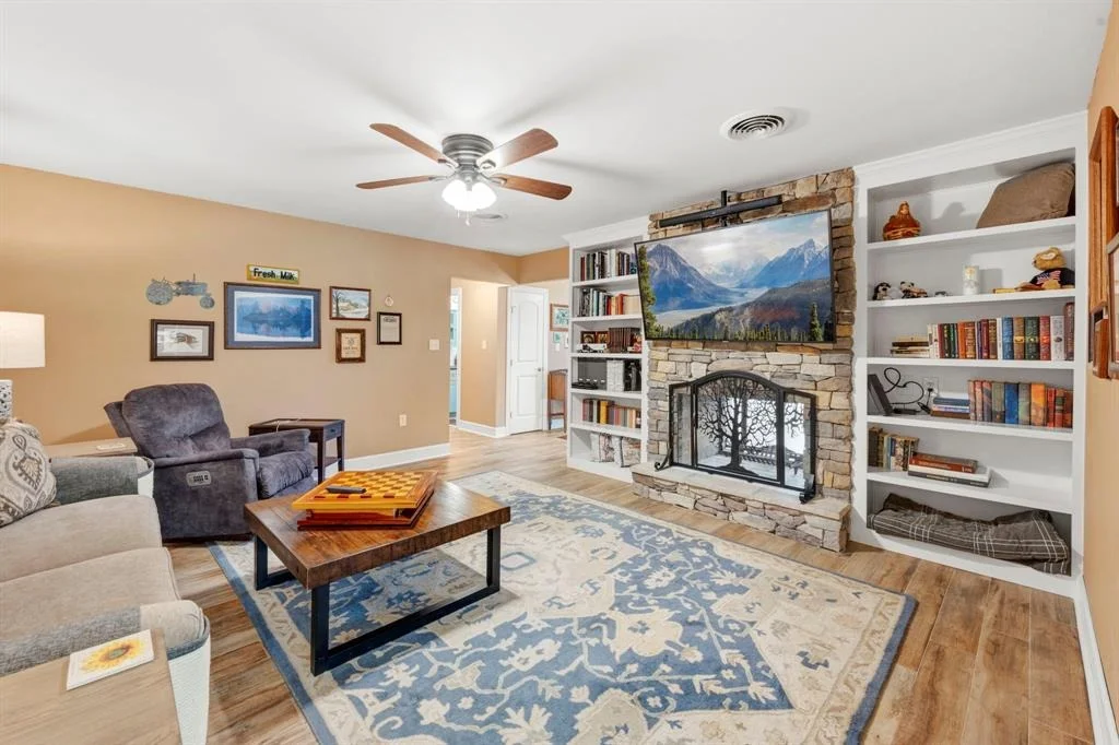 Photo of 3211 County Road 237