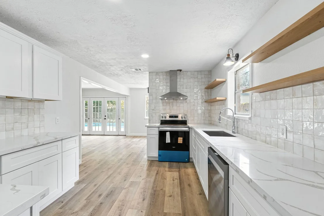 Photo of 606 Orangewood Drive