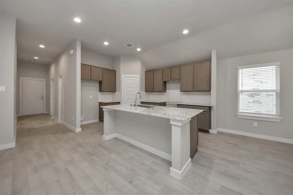 Photo of 15810 Walnut Leaf Lane