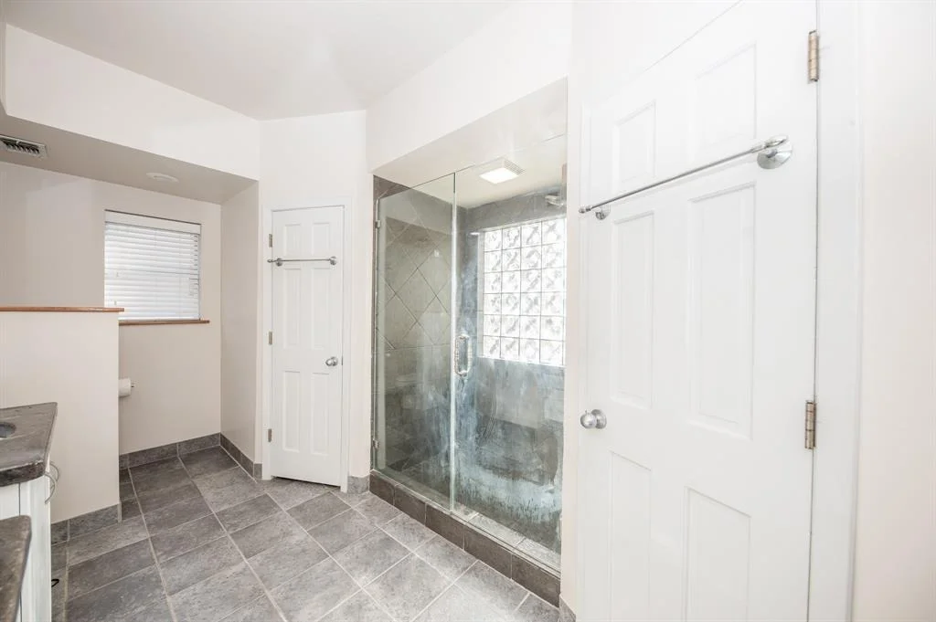 Photo of 17615 Woodlode Lane
