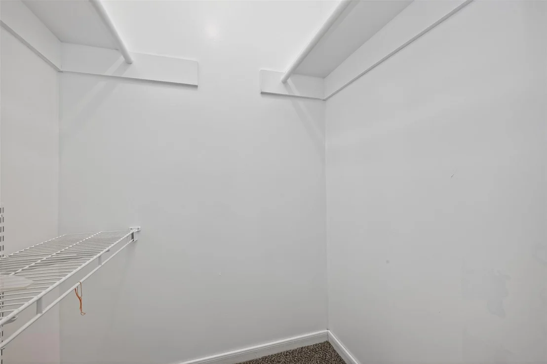 Photo of 5931 Thom Road