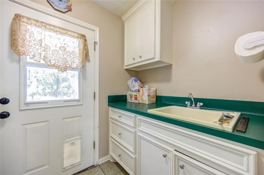 Photo of 391 Skipper Lane