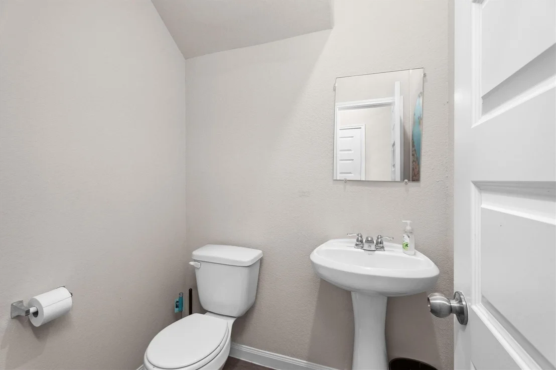Photo of 1325 Mount Bassie Trail