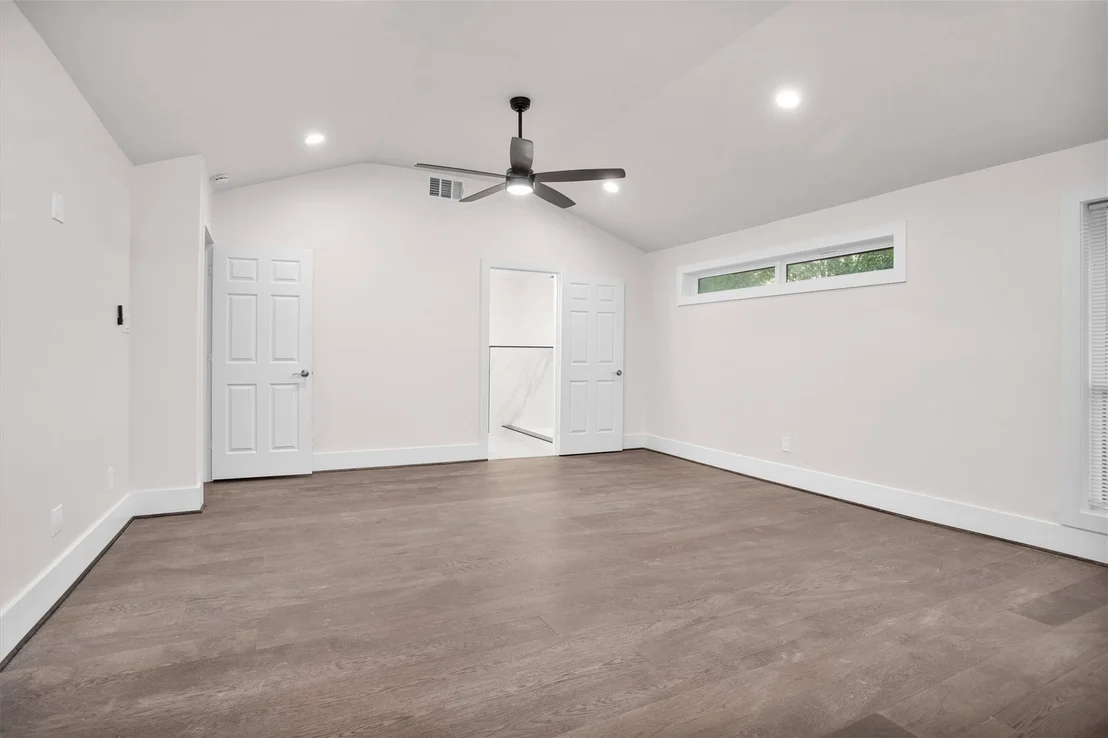 Photo of 4323 Tilson Lane