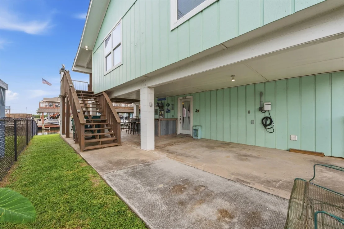 Photo of 2 S Sandpiper Street