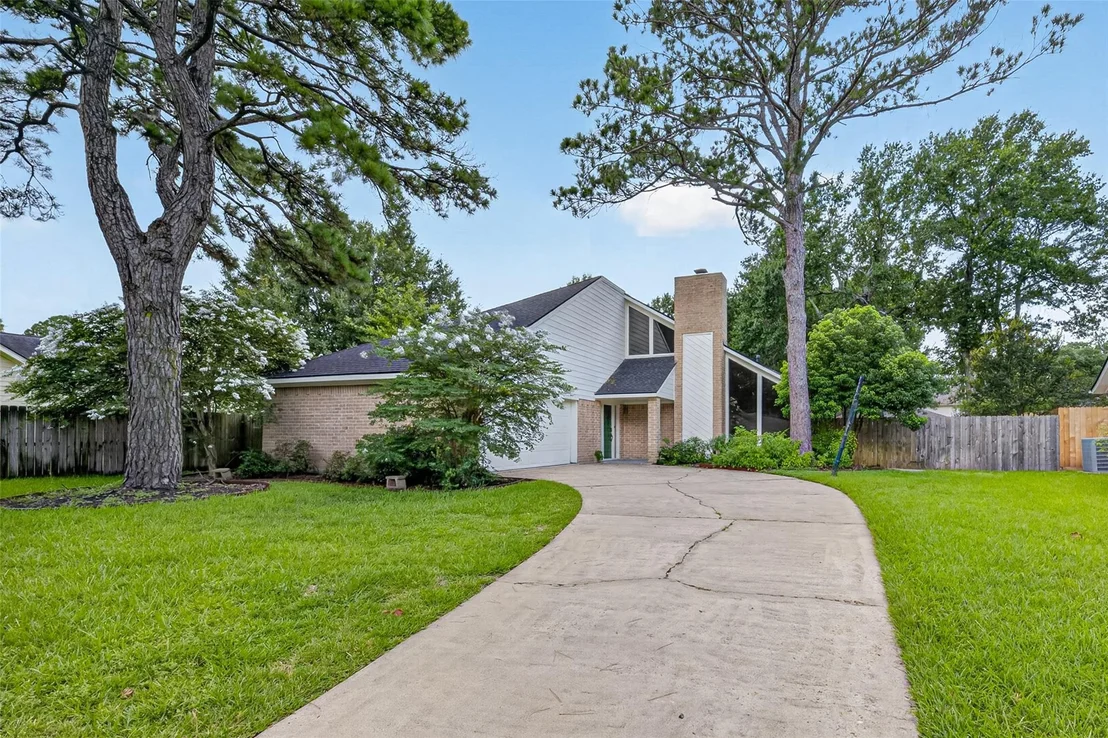 Photo of 7111 Halfpenny Road