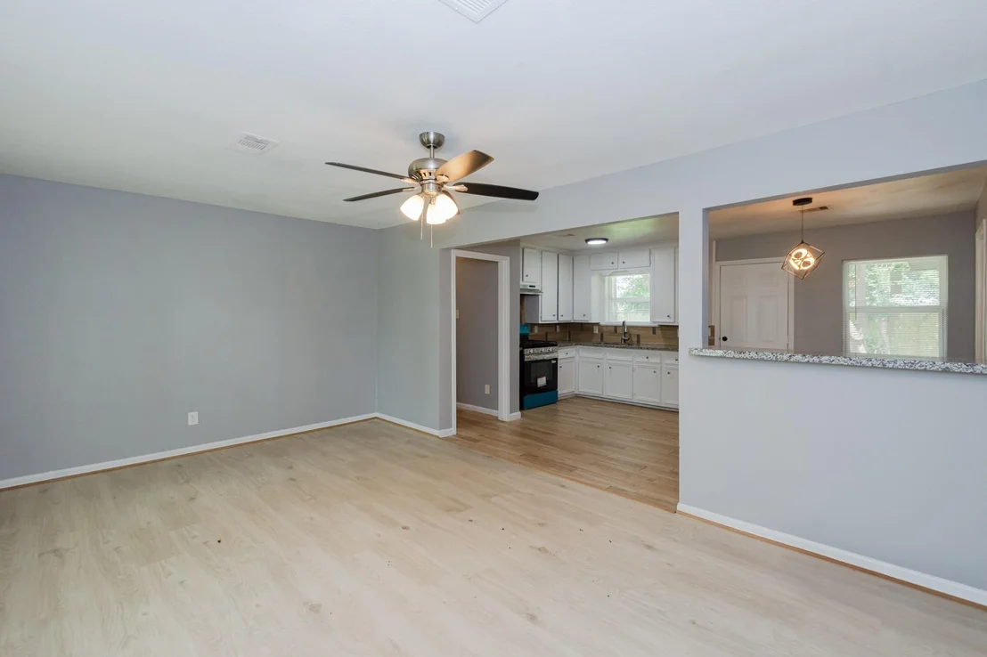 Photo of 802 Mobile Drive