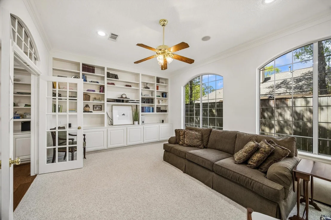 Photo of 1830 Breezin Court