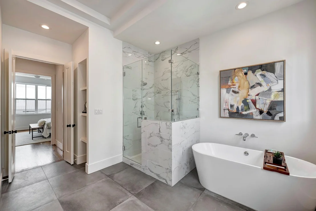 Photo of 802 Detering Street