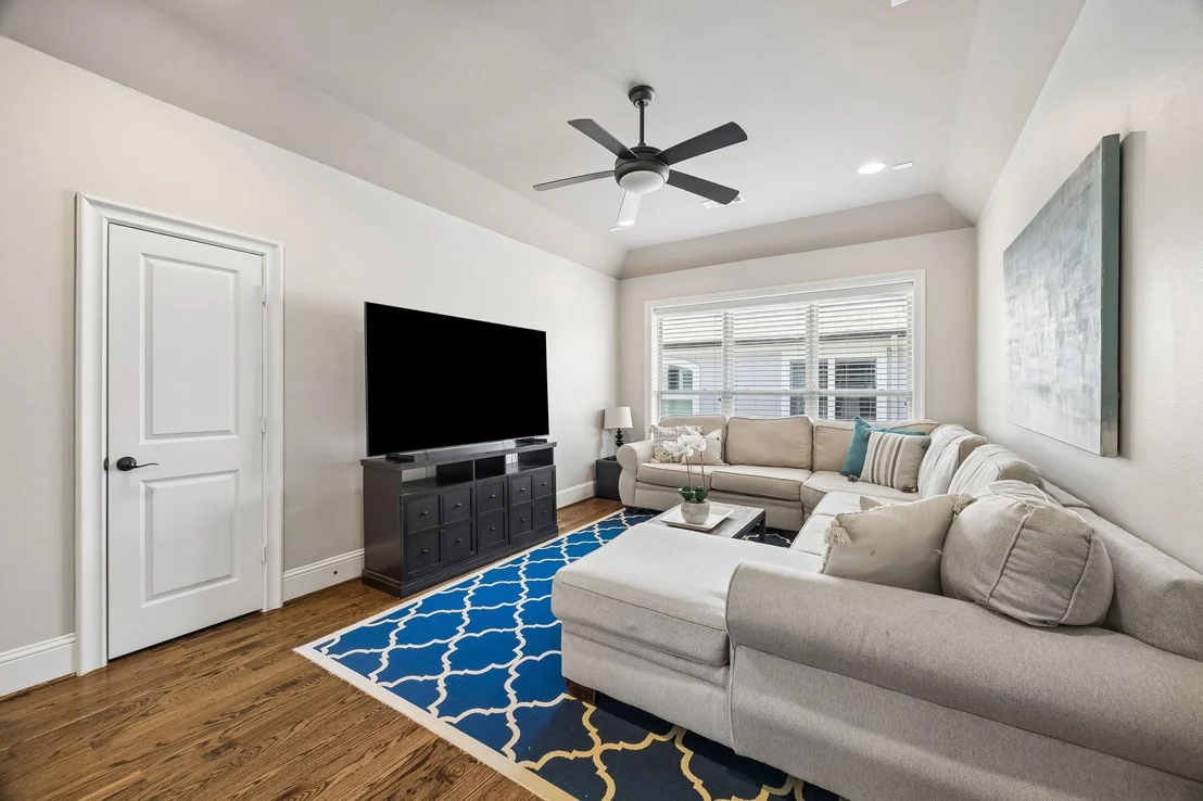 Photo of 1360 Chippendale Road