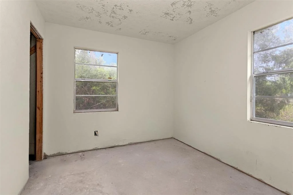 Photo of 15395 Sharon Lane