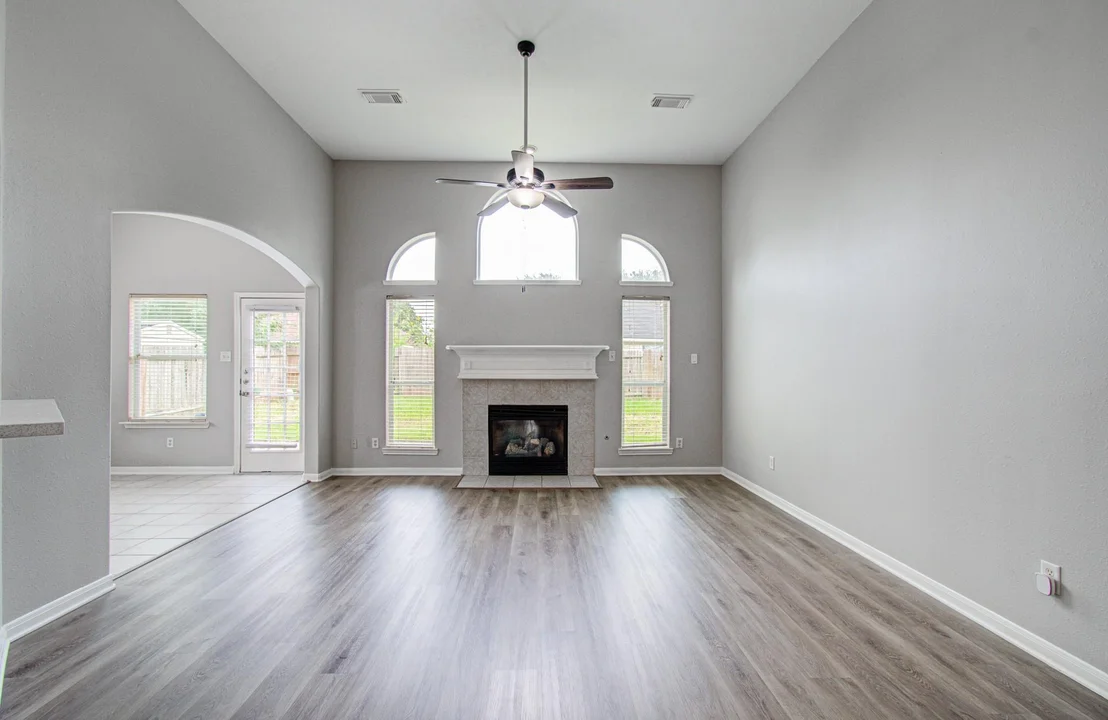 Photo of 19423 Bear Springs Drive
