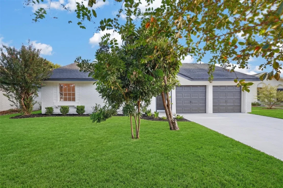 Photo of 12026 Sela Lane