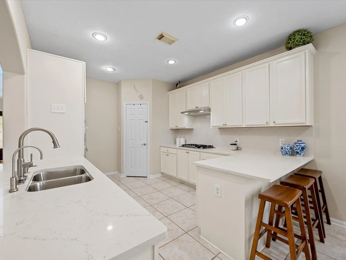 Photo of 7103 Uther Court
