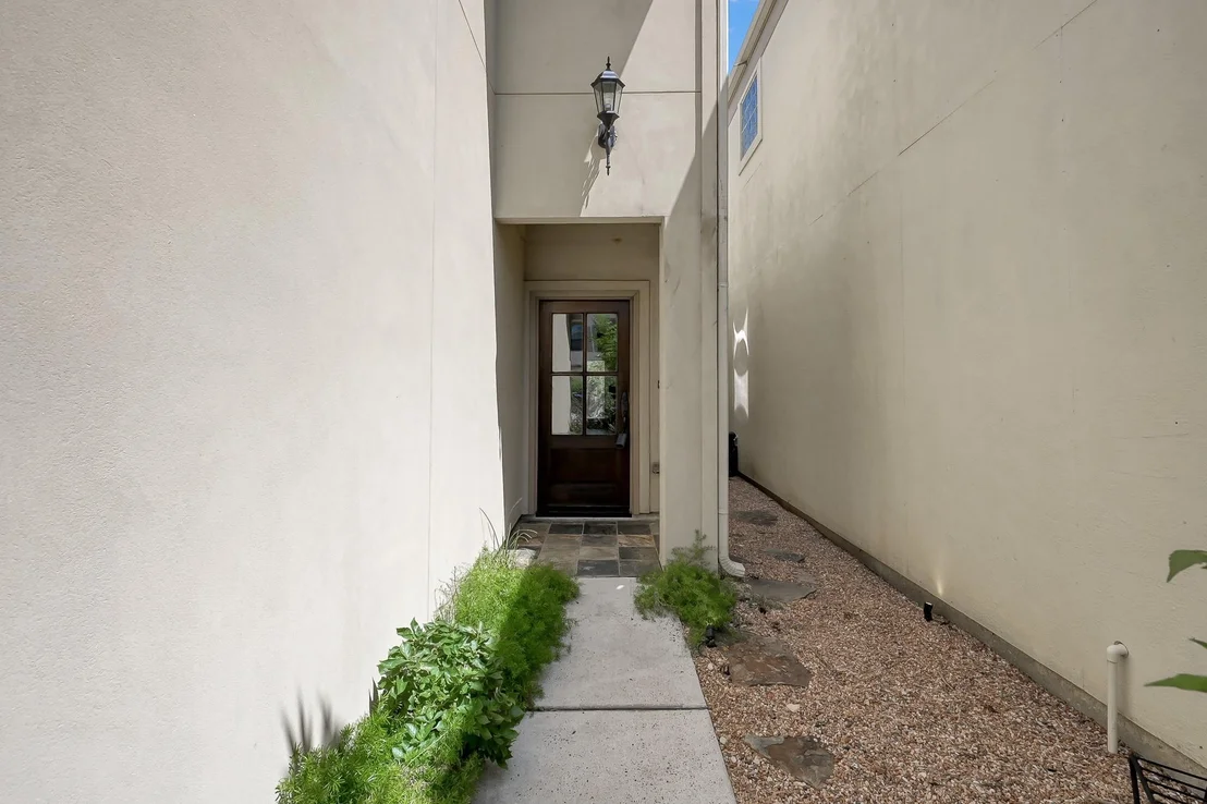 Photo of 1826 Jara Court