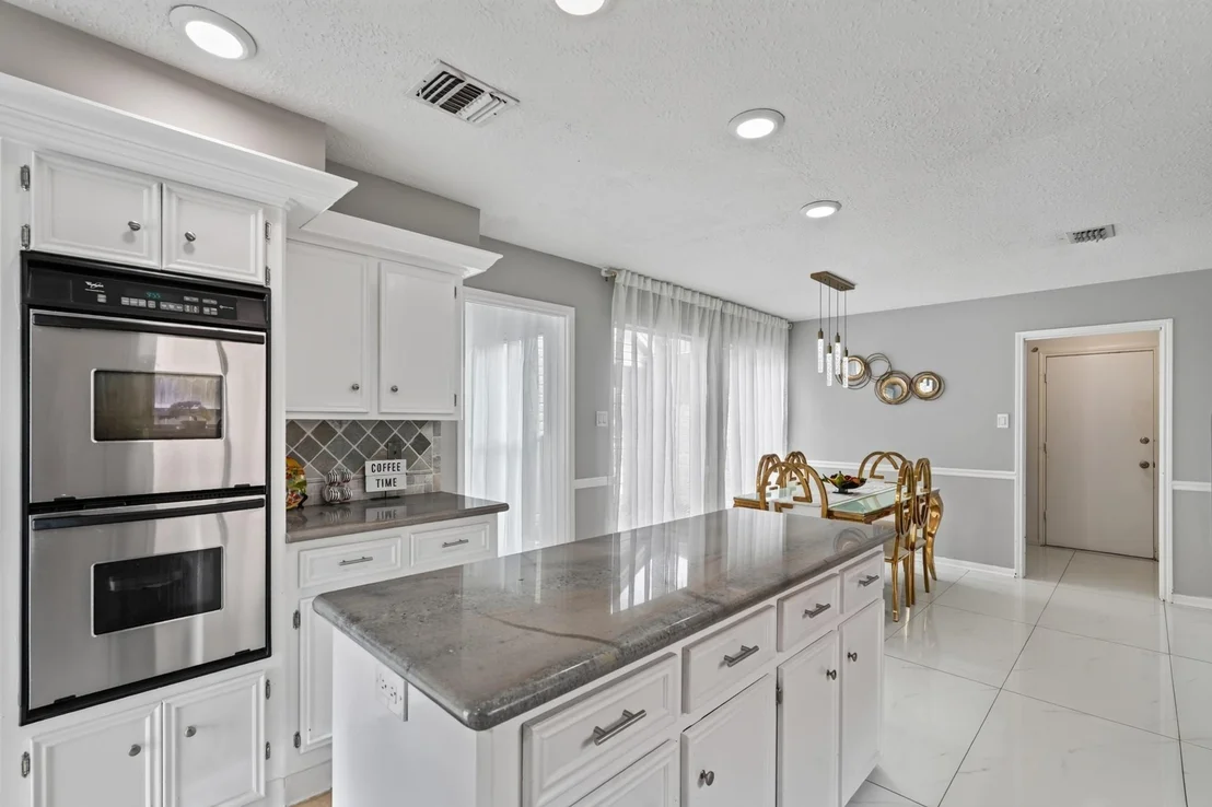 Photo of 15619 Four Leaf Drive