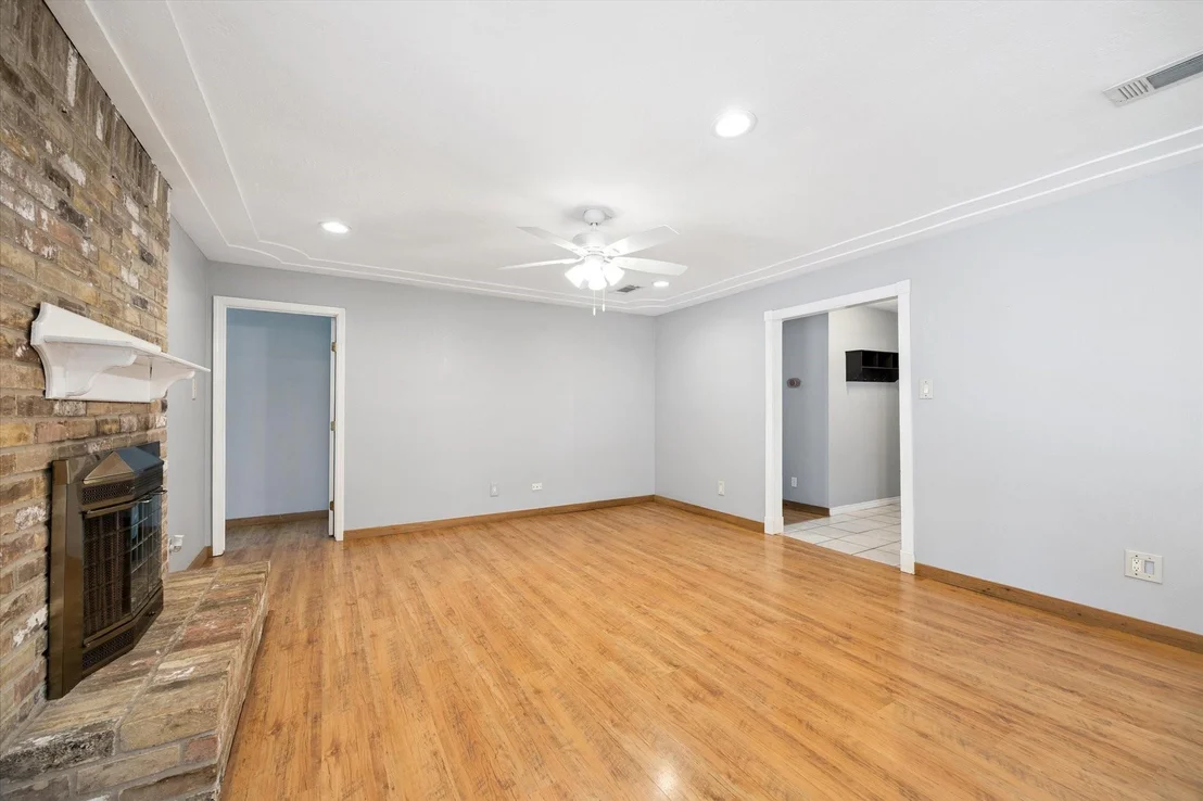 Photo of 2214 Wickburn Drive