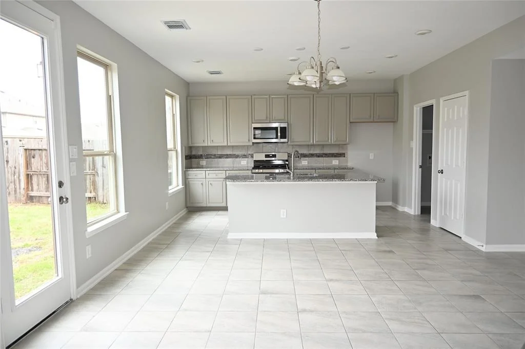 Photo of 4027 Fernglade Drive