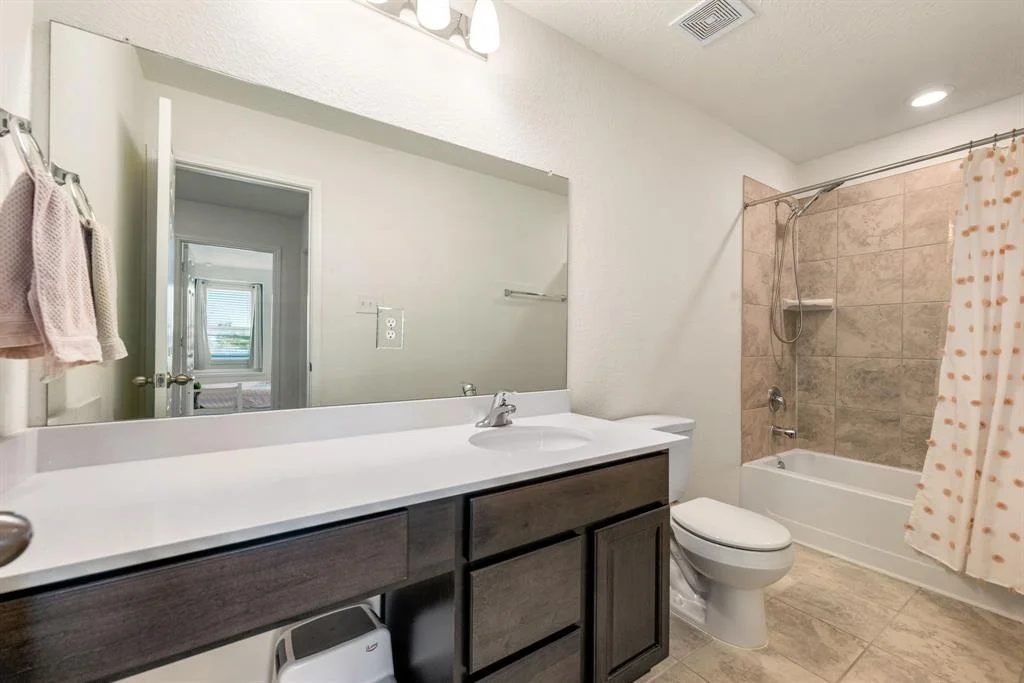 Photo of 4819 Emerson Manor Drive