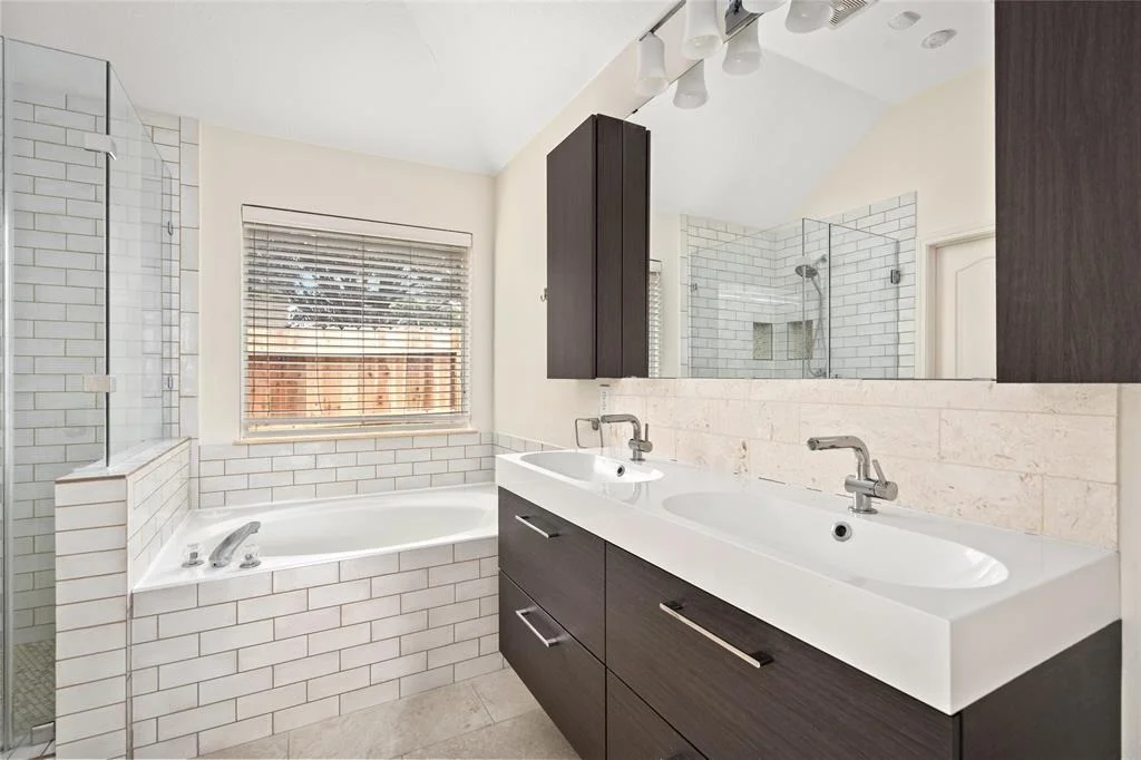 Photo of 1414 Queens Bay Drive