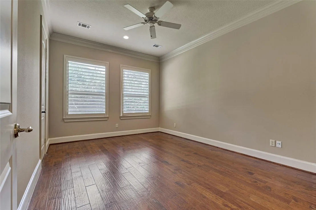 Photo of 8003 Marshall Falls Drive