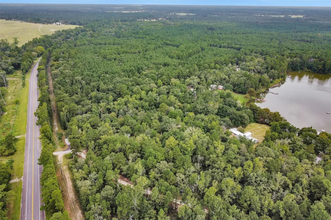 Photo of 328 Dogwood Forest Trail