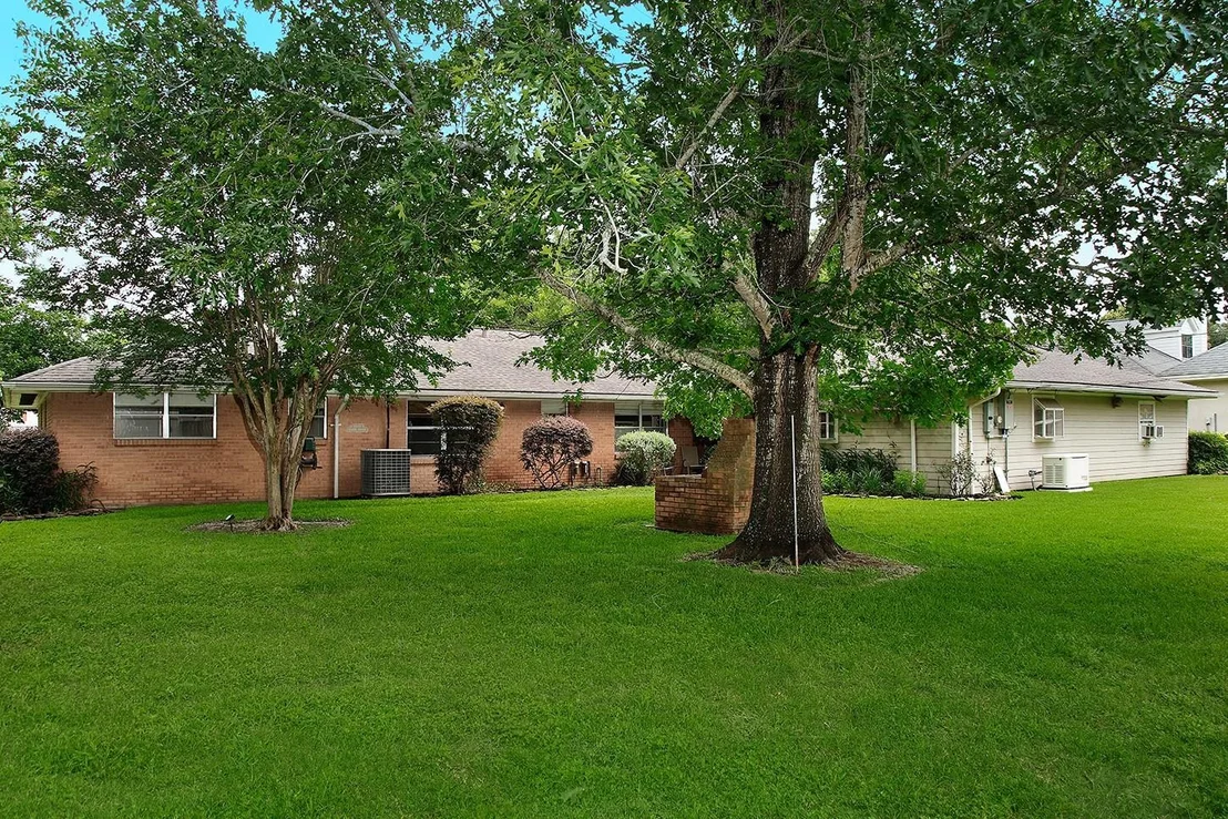 Photo of 2403 Micliff
