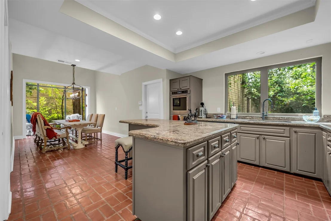 Photo of 20 Sugarberry Circle