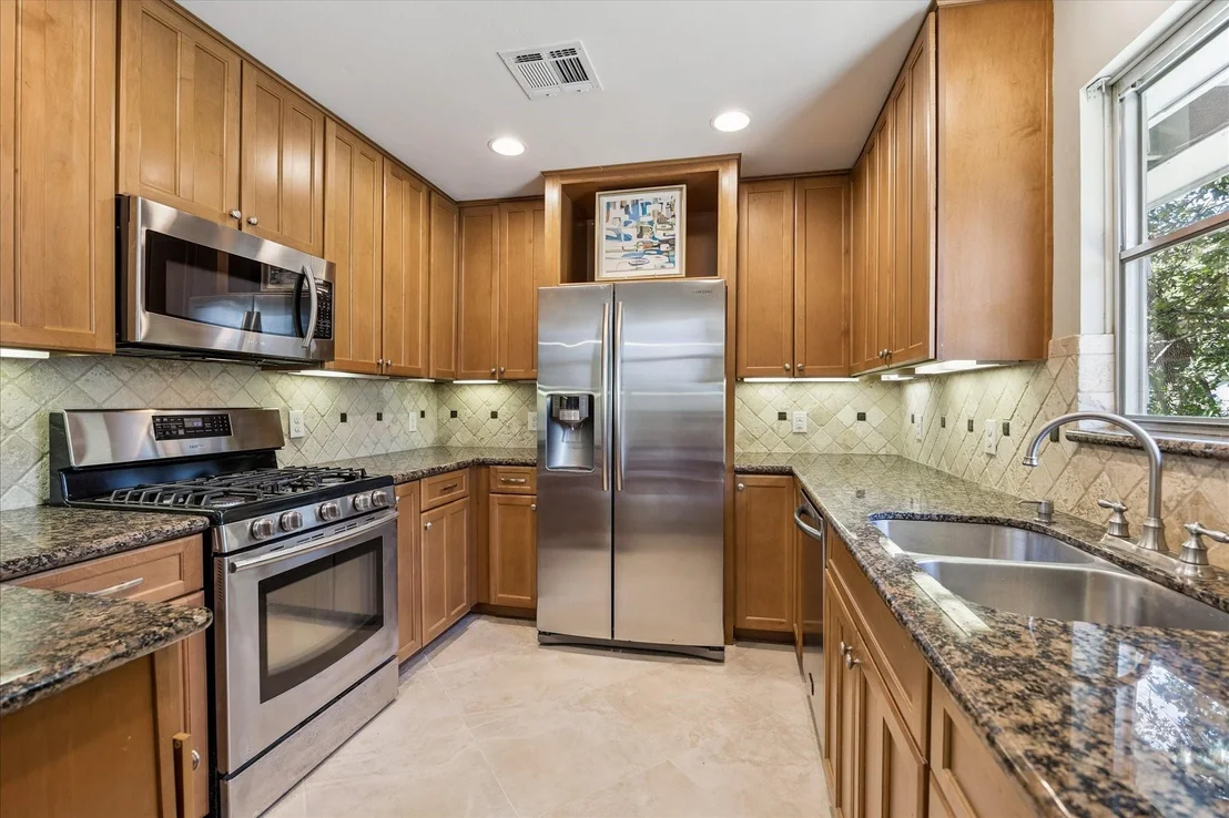 Photo of 5310 Hialeah Drive