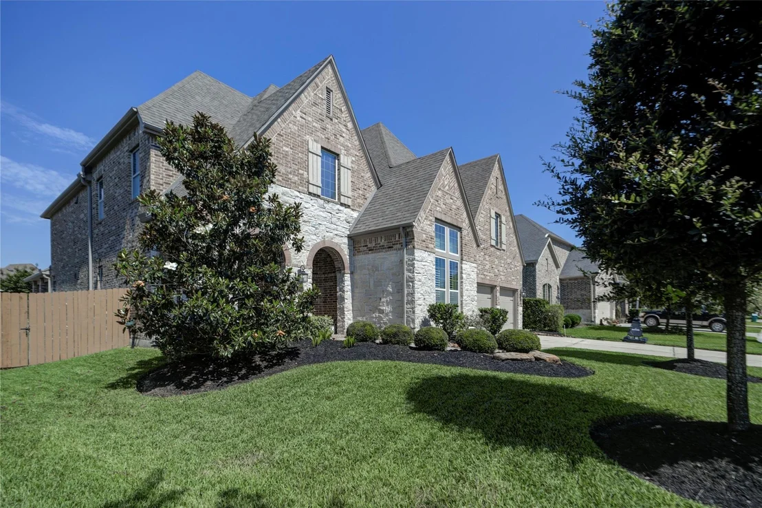 Photo of 28287 Calaveras Lake Drive