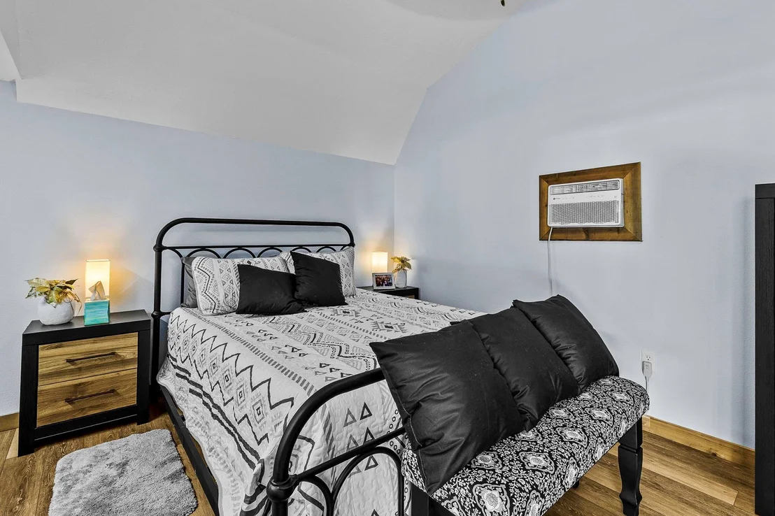Photo of 188 Huckleberry Road