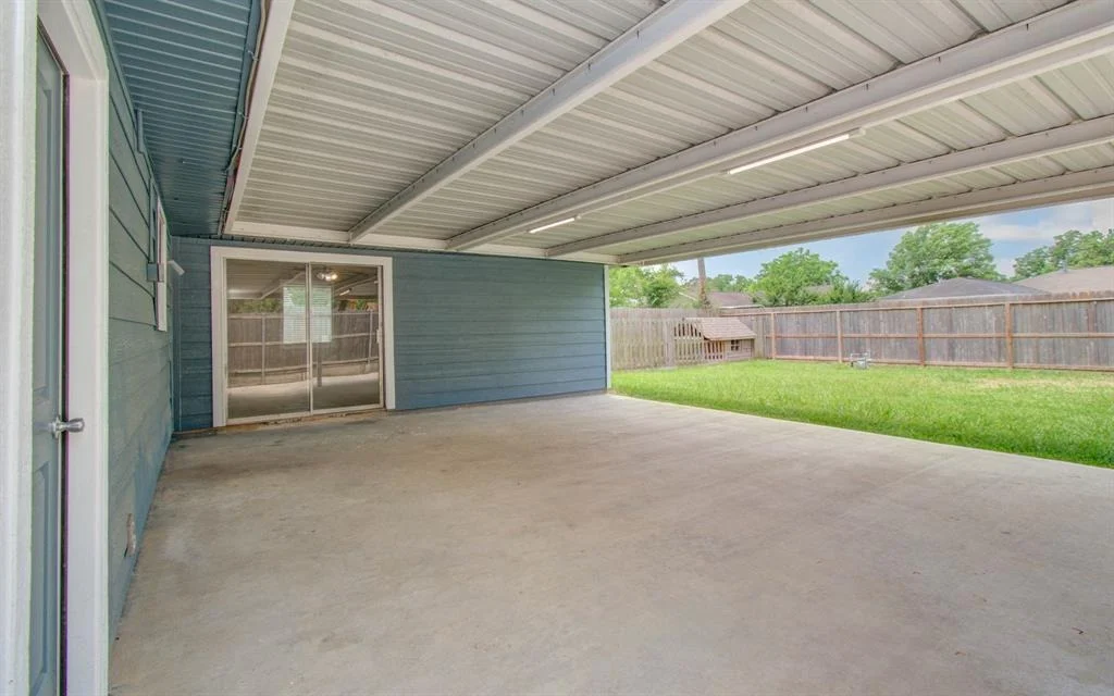 Photo of 2020 Vince Street