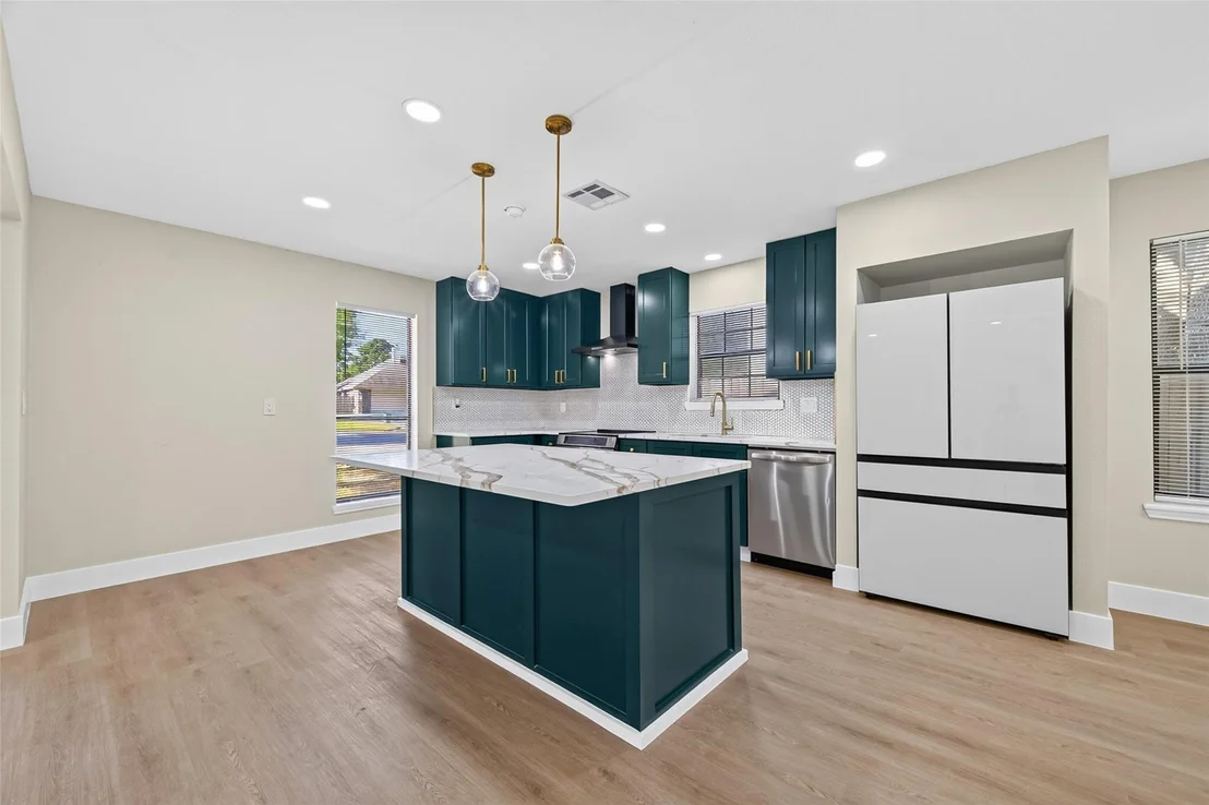 Photo of 12206 Fairhaven Lane