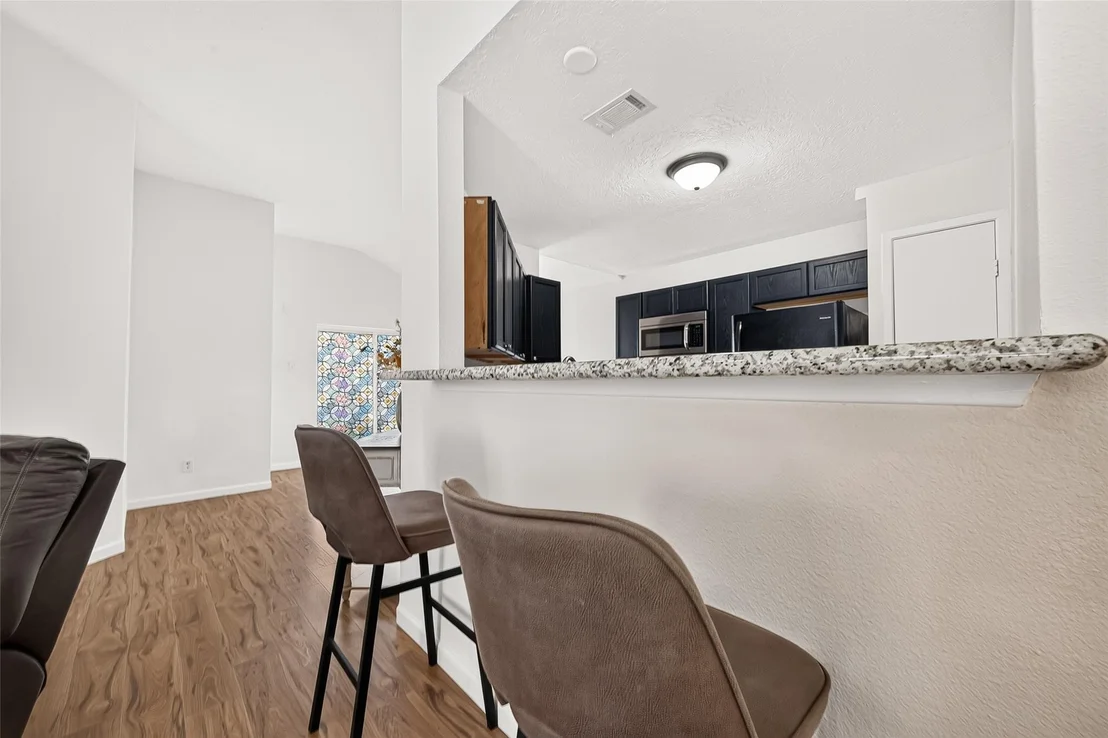 Photo of 6718 Bluebottle Lane