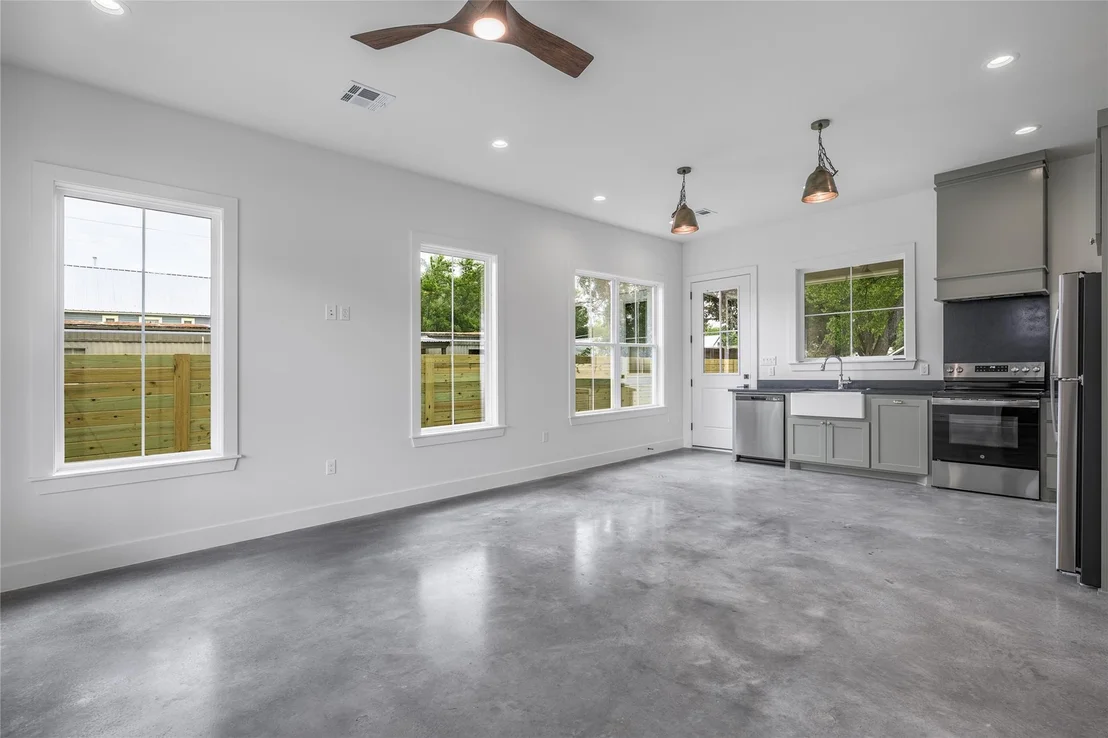 Photo of 741 Pecan Street