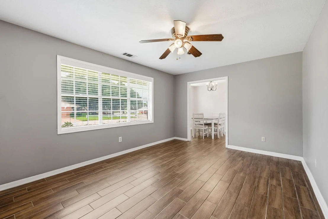Photo of 3501 Tanglewood Drive