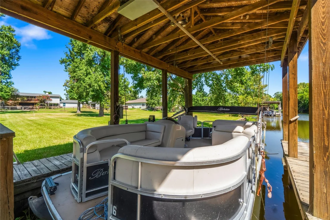 Photo of 146 Creekside Drive