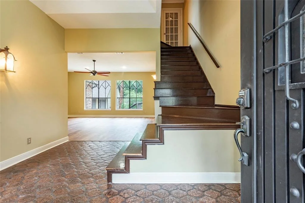 Photo of 2209 Oak Drive
